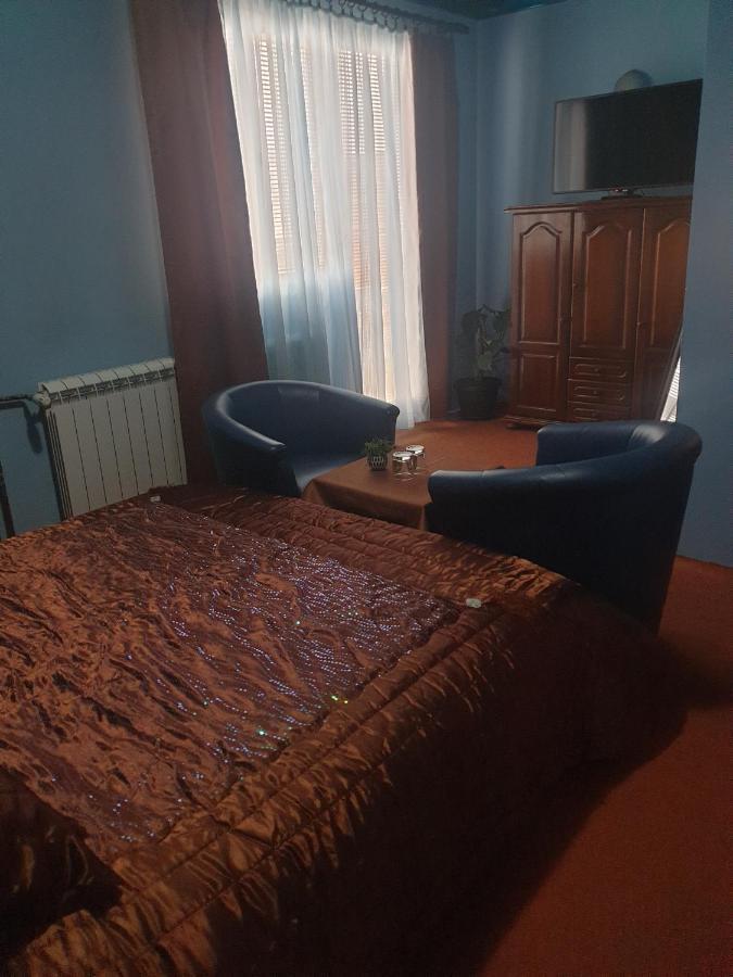 Guesthouse Prenociste Faraon Pljevlja Exterior photo